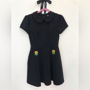 ModCloth Spoken Sweetness Black with Embroidered Sunflower Pockets